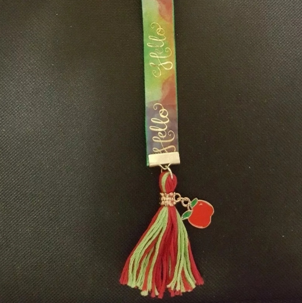 Ribbon Bookmark W/Tassel 🔖Red, Green & Gold*NEW